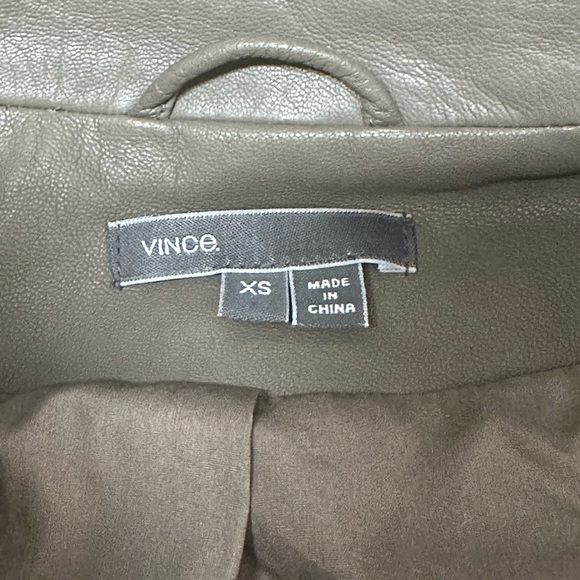 Vince Cargo Zip Lambskin Leather Jacket Gray Green Sz. Women’s XS - Picture 6 of 8
